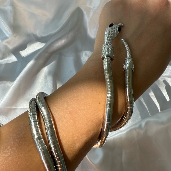 Serpenti Gold Magic Snake Cool Bendy Multilayer Necklace - Picture 12 of 14